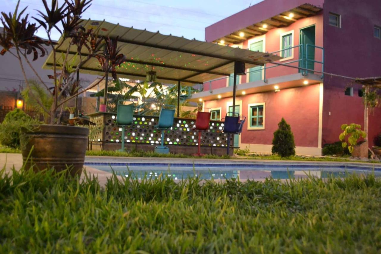 The Upcycled Hostel Huacachina Ика Екстериор снимка